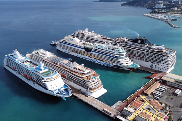 Kruvaziyer turizminde ağustosta rekor kırıldı