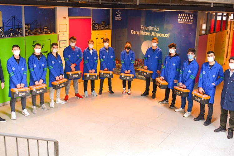 BEDAŞ destekli stajlara devam