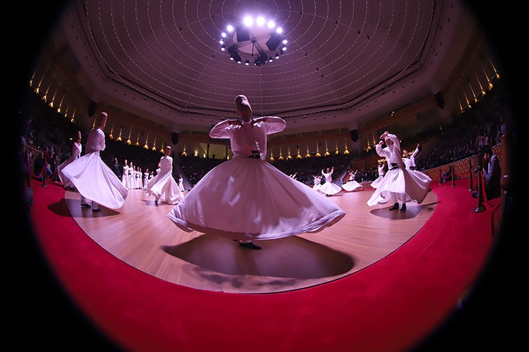 On binlerce Mevlana dostu Konya'da buluşacak