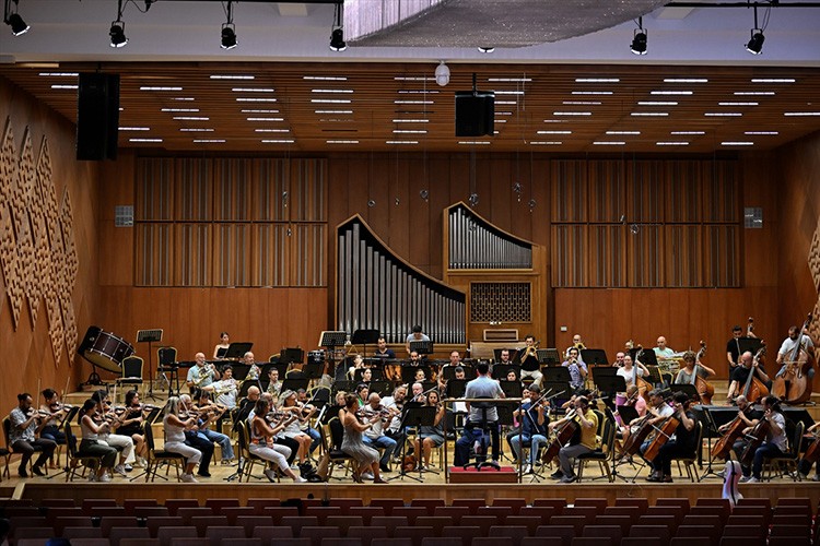 CSO, 31 yıl sonra Güney Kore'de konser verecek