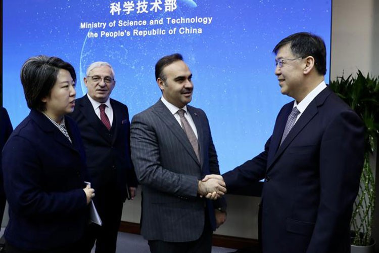 "Çin, pek çok elektrikli araç markasına sahip bir ülke"