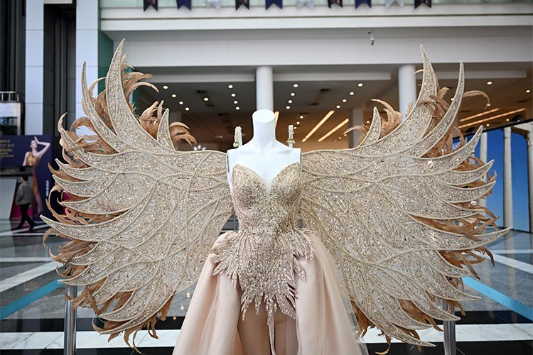 Hazır Giyim ve Moda Fuarı ziyaretçilerini ağırlamayı sürdürüyor