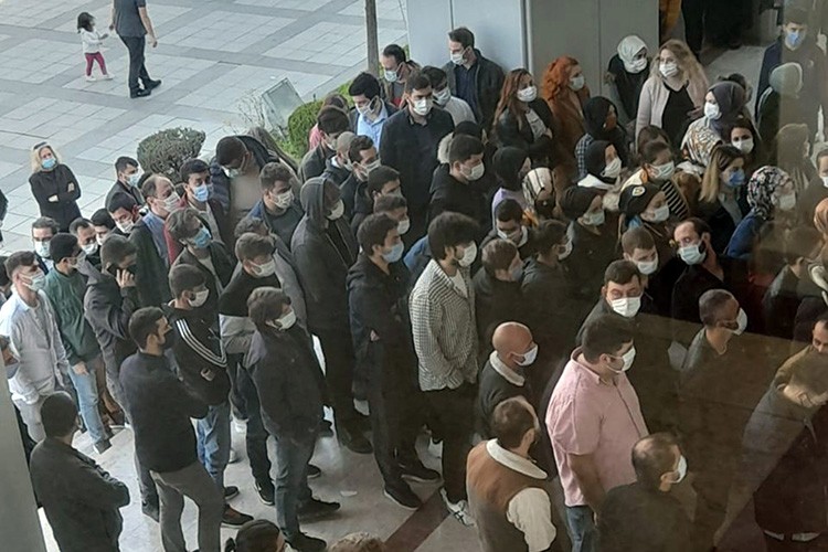 İşsiz sayısında 21 bin artış