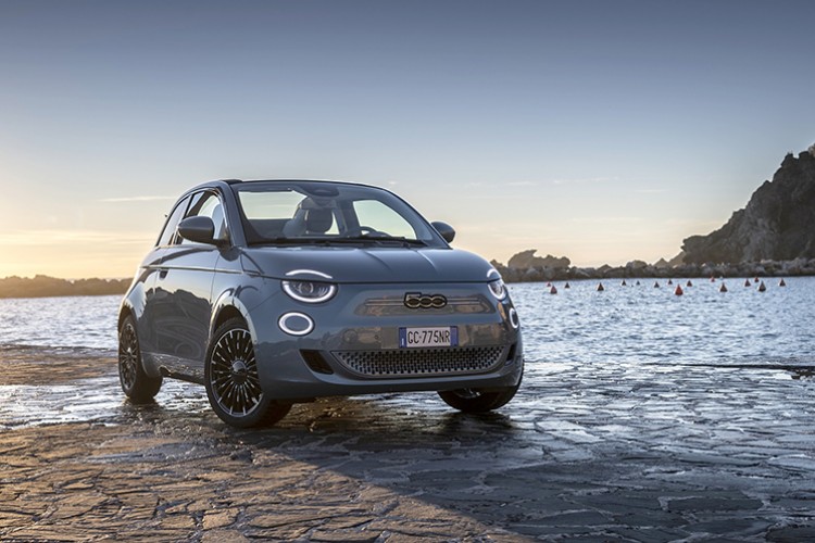 Yeni Fiat 500, en yüksek değerlendirme" notunu aldı