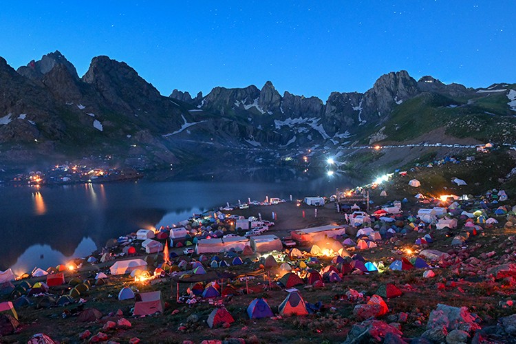Hakkari'de düzenlenen "5. Cilo Fest" etkinliklerle devam ediyor