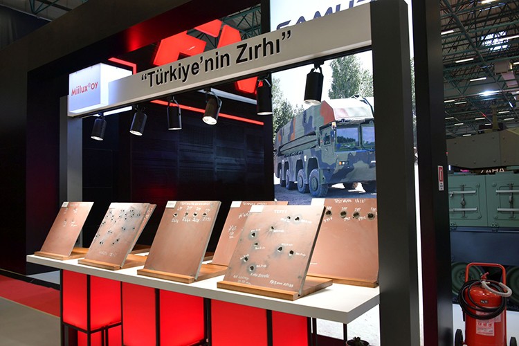 Miilux OY'un yerli zırh çelikleri IDEF'23'te yoğun ilgi görüyor