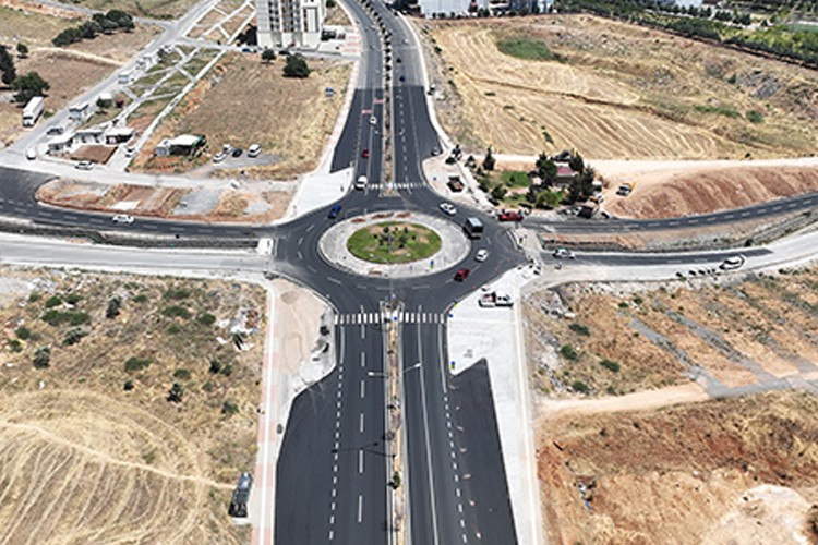 Trafik Güvenliği İçin Turgut Özal Bulvarı'na Yeni Kavşak