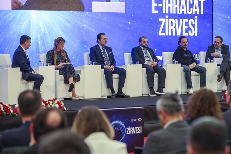 e-İhracat tüm yönleriyle Ankara'daki zirvede ele alındı