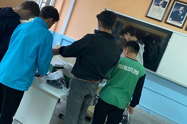 Help Stepe gençleri spora yönlendiriyor