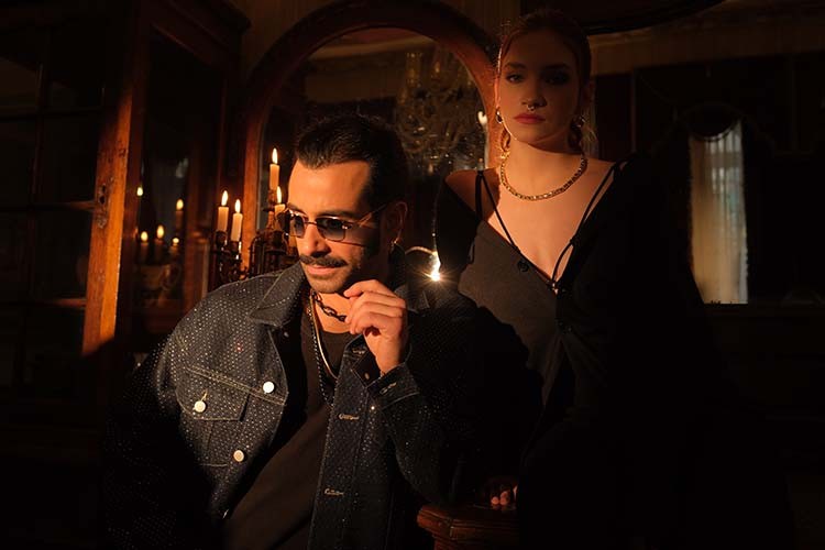 Gökhan Türkmen'den heyecan verici nefes kesici video klip