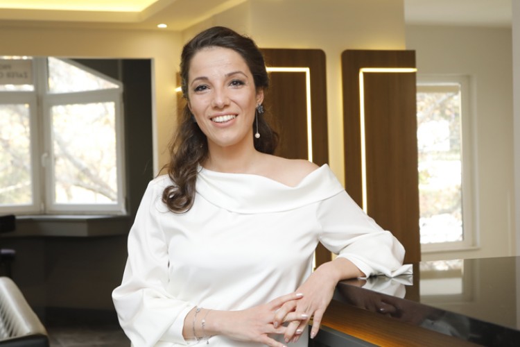 ÇOCUK HASTALARDA GÖMÜLÜ DİŞ ÇEKİMLERİNDE NELERE DİKKAT EDİLMELİ?