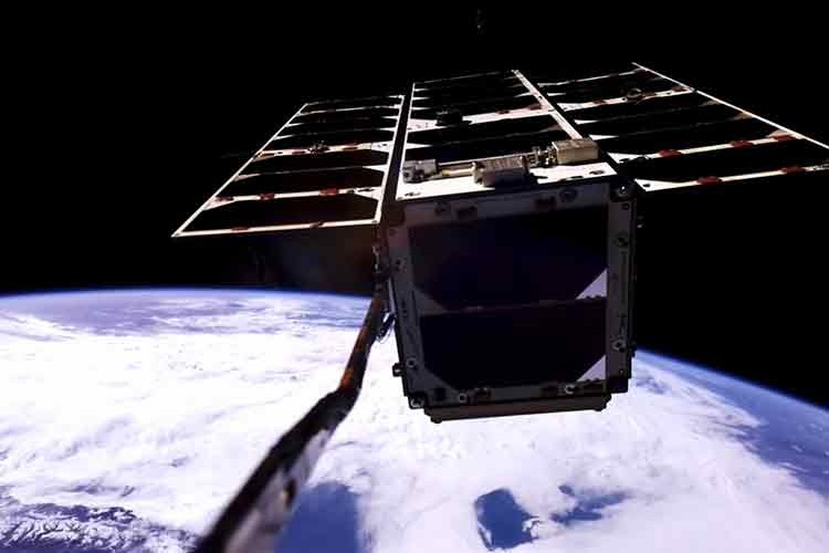 Yerli takım uydular göreve hazırlanıyor