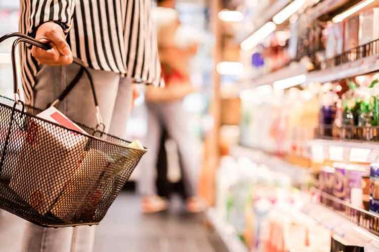 Polonya'da yıllık enflasyon yüzde 16,2'ye geriledi