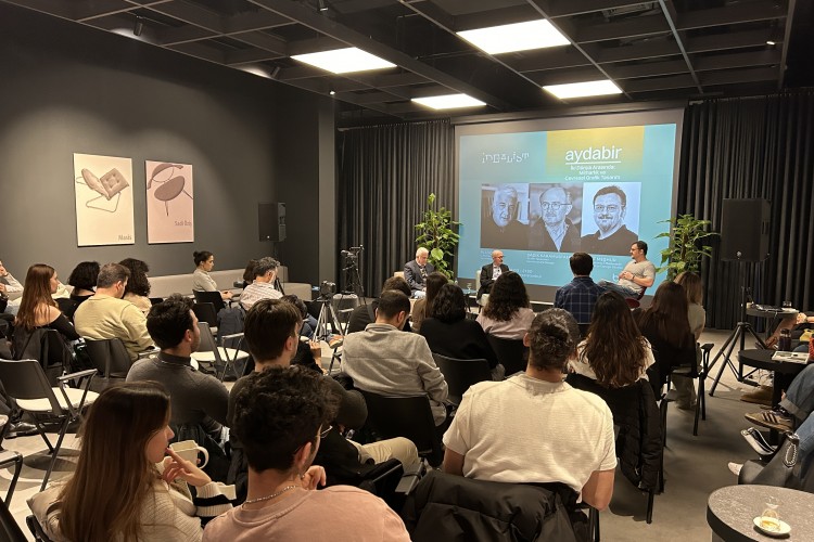 Yılın İlk 'Aydabir' Söyleşisi