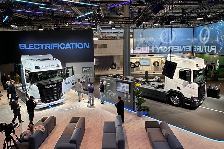 IAA Fuarı'nda En Yeni Ürün ve Teknolojilerini Tanıttı