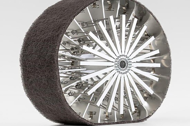 Aya yolculuk için lastik