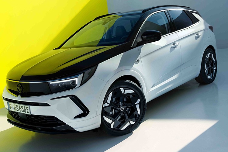 Yüksek performans ve işlevselliği birleştiriyor