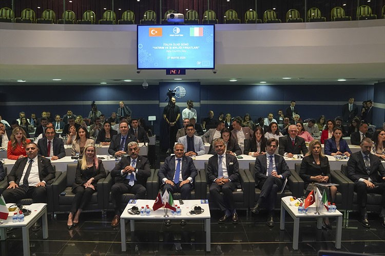 İtalya'daki yatırım fırsatları Ankaralı sanayicilere tanıtıldı