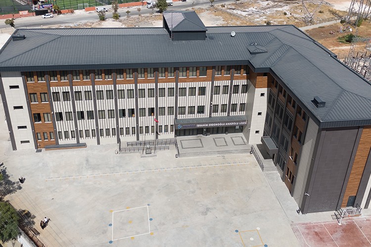 Erdemoğlu Holding'den eğitim ve kültüre 700 milyon liralık yatırım