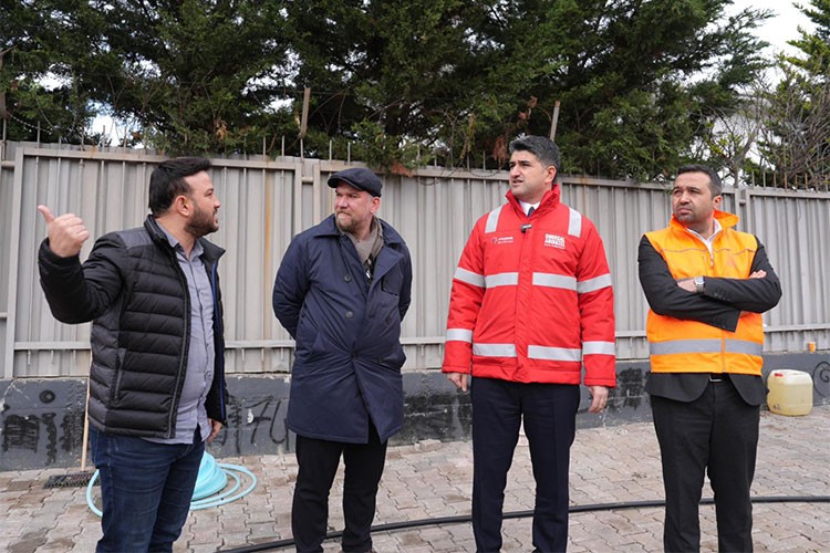 Başkan Adıgüzel İkinci Kent Bostanı'nı ziyaret etti