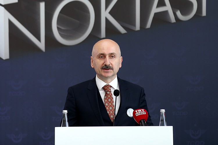 Ulaştırma Bakanı görevden alındı