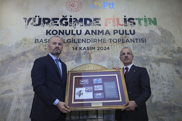 "Yüreğimde Filistin" konulu anma pulunun tanıtımı gerçekleştirildi