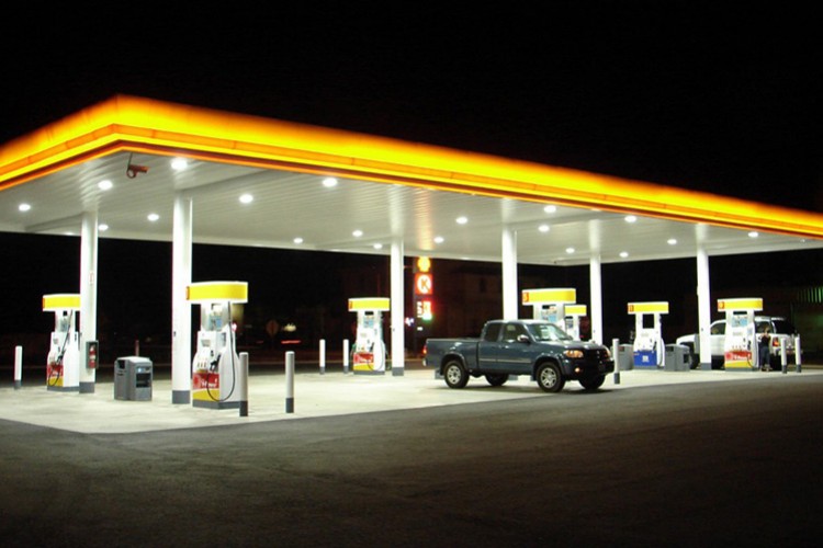 Akaryakıt satışı arttı