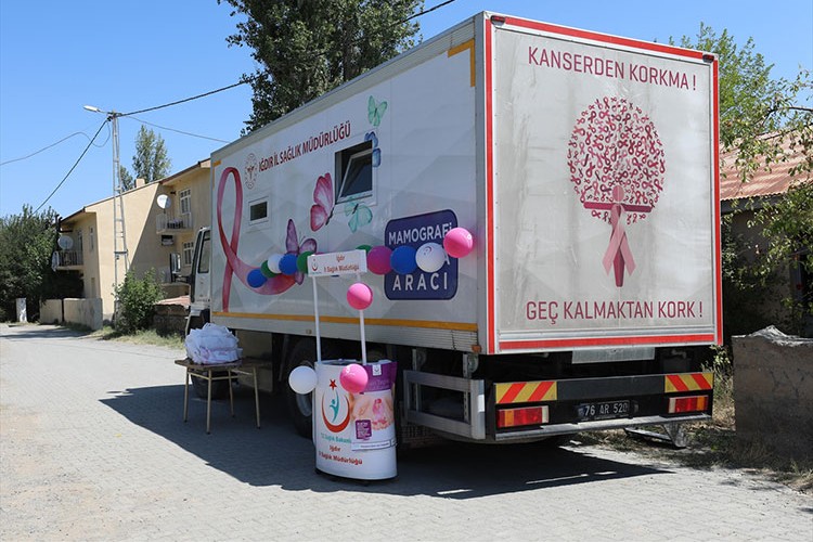 Mobil kanser tarama aracıyla Iğdır'ın kırsalını geziyorlar