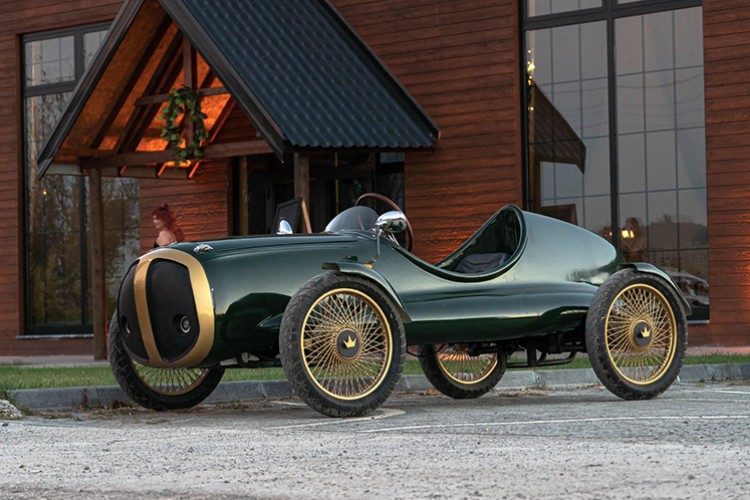 Türkiye'nin ilk lityum pilli otomobili