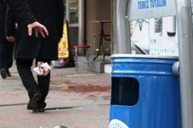 Gürültücü komşu yandı