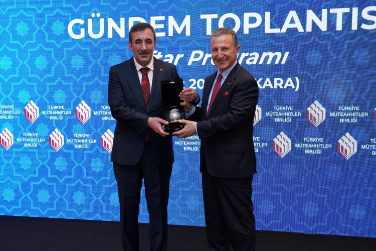 İşlevini yitiren kamu ihale mevzuatının yenilenmesine yönelik çalışmalar bir an önce tamamlanmalı