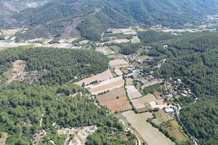 Yatırımcıların odağında arsa piyasası yer alıyor