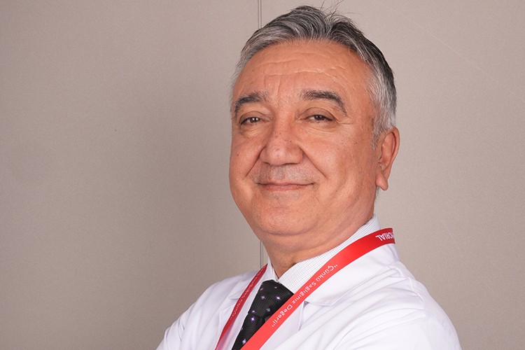 Yaz sıcaklarında yetersiz su tüketimi böbreklerinizi yıpratmasın