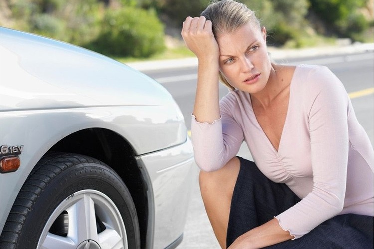 Kadın sürücüler, yolda kalınca ilk kimi arıyor?