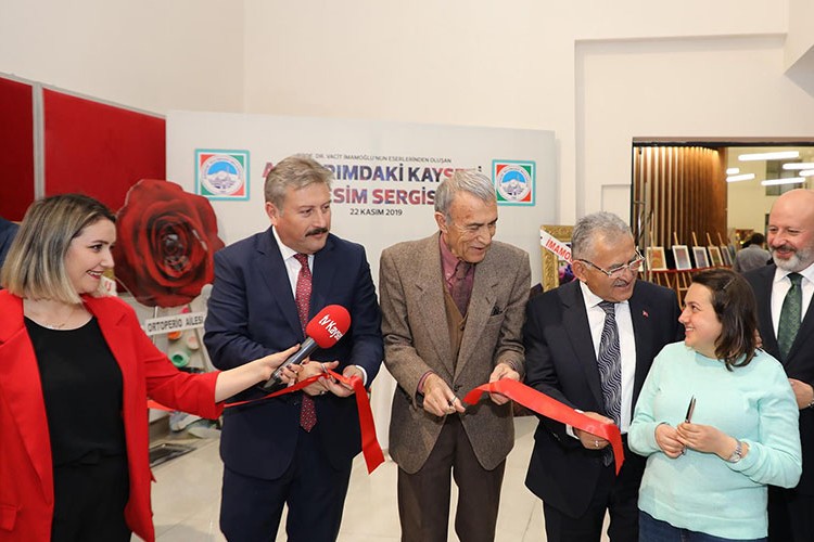 "Anılarımdaki Kayseri" sergisi açıldı