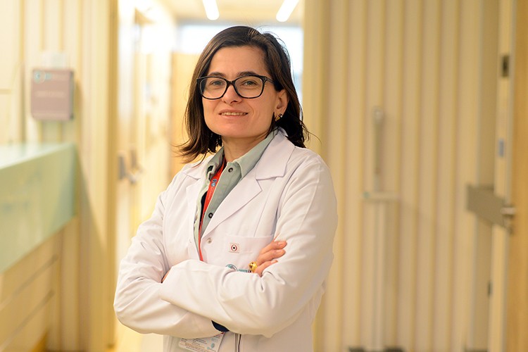 Bazı ebeveynler çocuklarını mükemmel bir görünüşe doğru itebiliyor