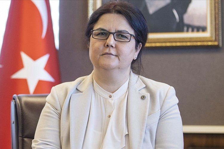 Eşi vefat eden 3 çocuklu kadınlara konut yardımı