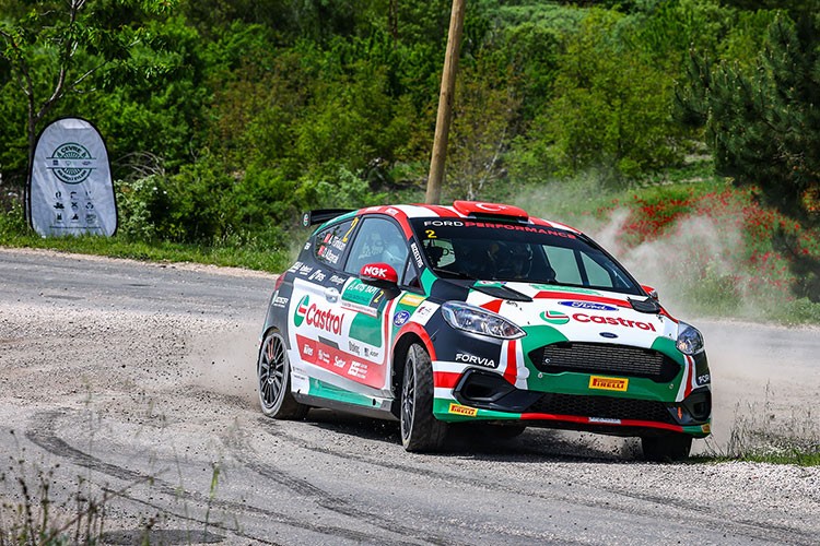 Kerem Kazaz Şampiyona Liderliğini Sürdürdü