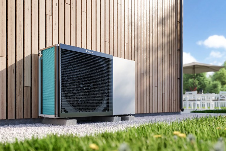 Daikin Avrupa, Polonya'daki ısı pompası fabrikasının temelini attı