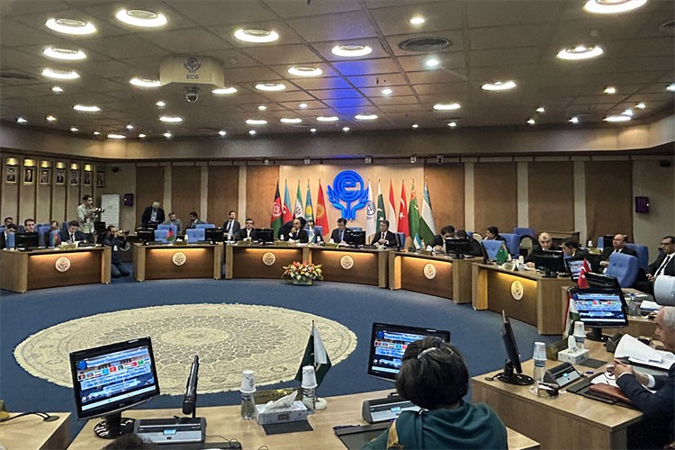 EİB dışişleri bakan yardımcıları Tahran'da toplandı