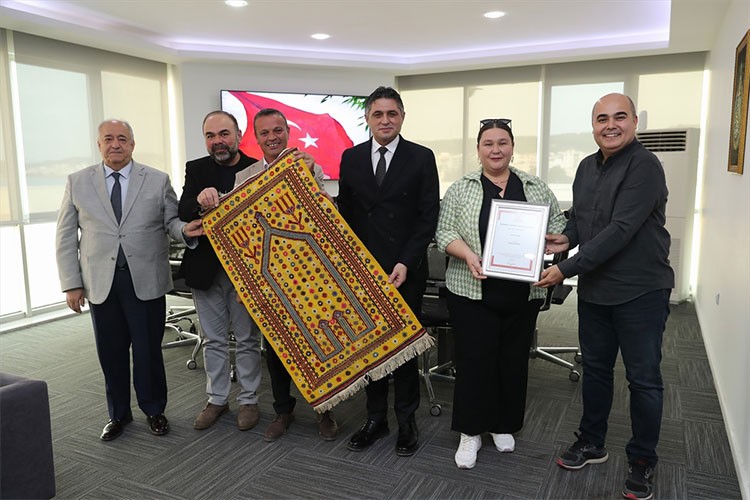 İzmir'de "Helvacı kilimi" coğrafi işaretle tescillendi