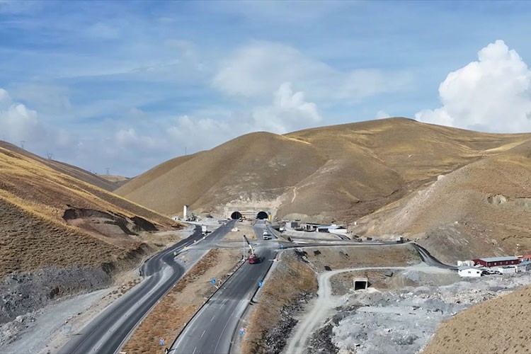 Güzeldere Tüneli açılıyor