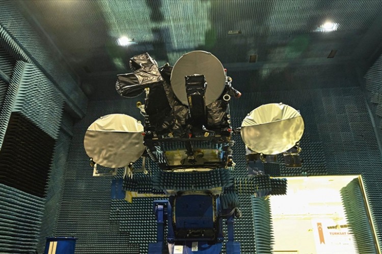 Türkiye'nin milli uydusu yerli sigorta şirketine emanet