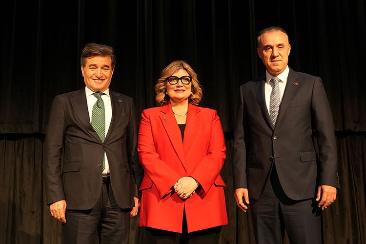 Avustralya'ya ihracatta hedef 2 milyar dolar