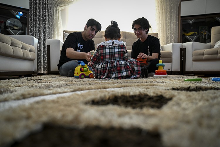 Depremzede bir çocuğa da yuva olmak istiyor