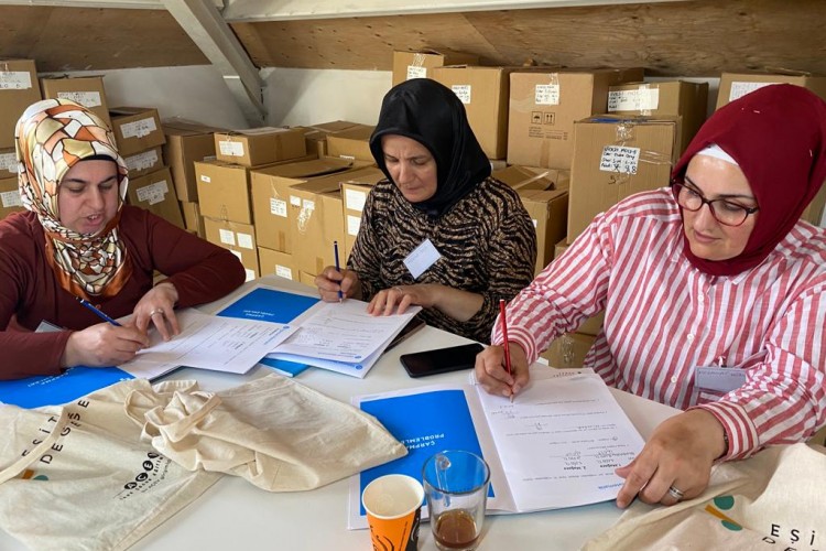 AÇEV, eşit bir toplum için kadınların güçlenmesine odaklanıyor