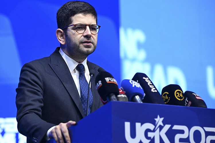 Uluslararası Genç İşadamları Kongresi başladı