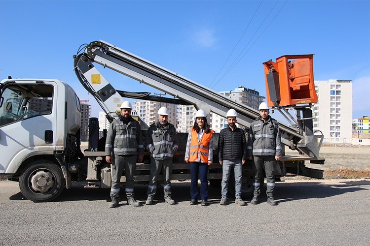 Dicle Elektrik'ten Kadın İstihdamına Katkı