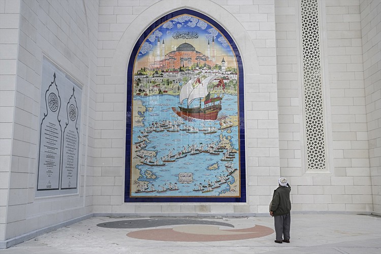 Barbaros Hayreddin Paşa Camisi'nde denizcilik teması öne çıktı