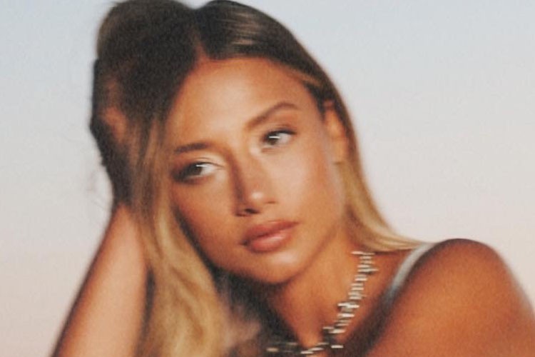 Aleyna Kalaycıoğlu-